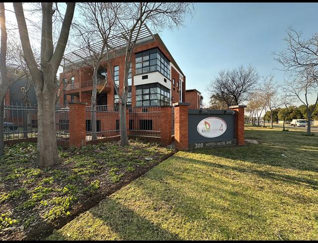 130.70M² OFFICE TO LET IN ECO PARK ESTATE